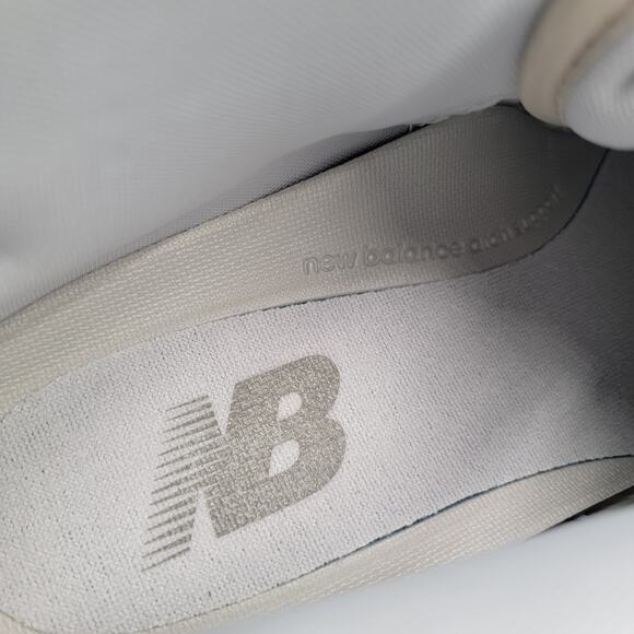 Athletic_Shoes